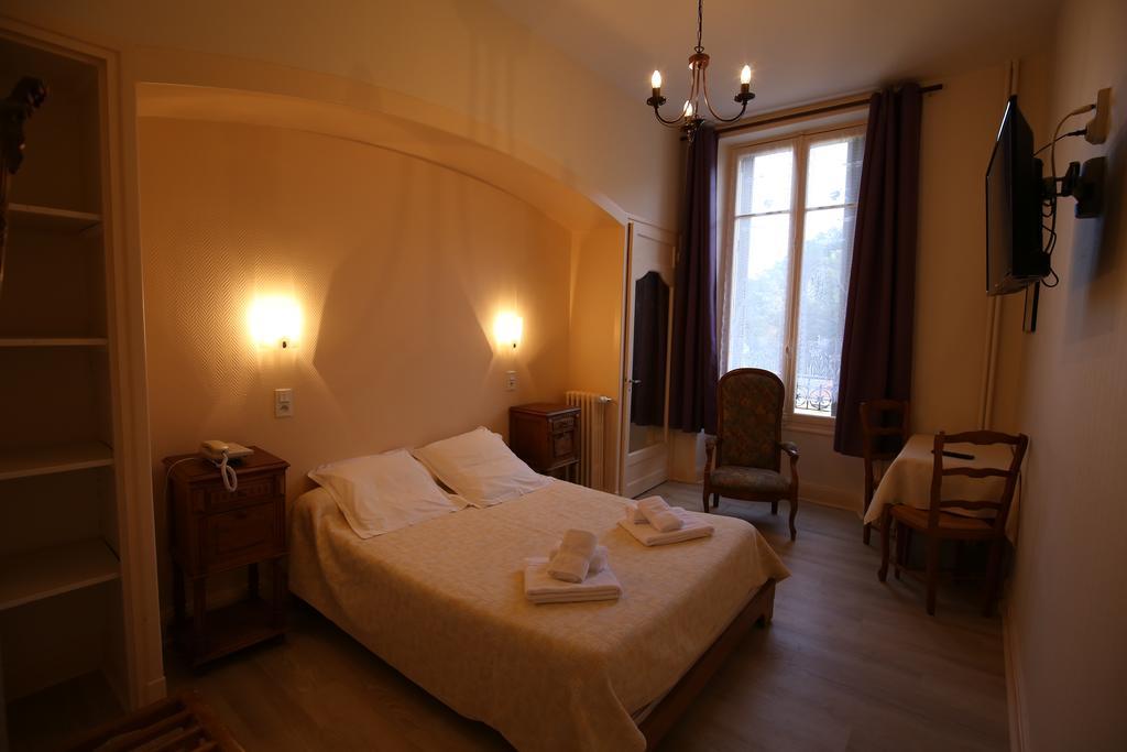 Castel Regina 호텔 Châtel-Guyon 외부 사진